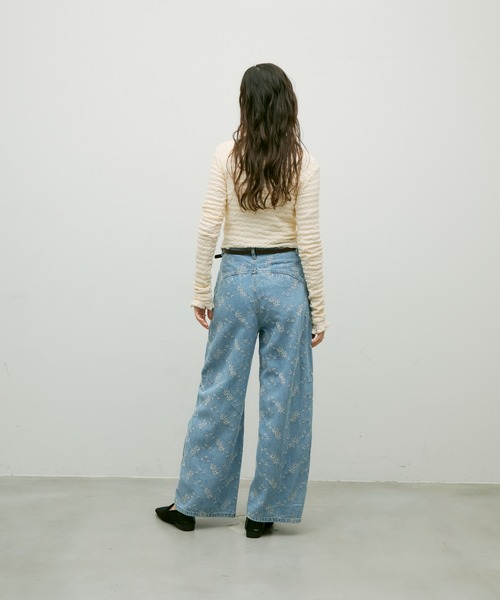 Lutim by u(ルチバイユー)の「Popcorn polo frill cuffs cardigan / ポップコーンポロフリルカフカーディガン(カーディガン/ボレロ・レディース・ブラック/ナチュラル・FREE)」の7枚目の写真
