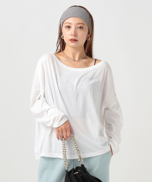 BAYFLOW（ベイフロー）の「[ワンショルダーでも着られる]オーバーサイズシアーロンT（Tシャツ/カットソー・レディース・チャコール/オフホワイト/ライトブルー・FREE）」の6枚目の写真