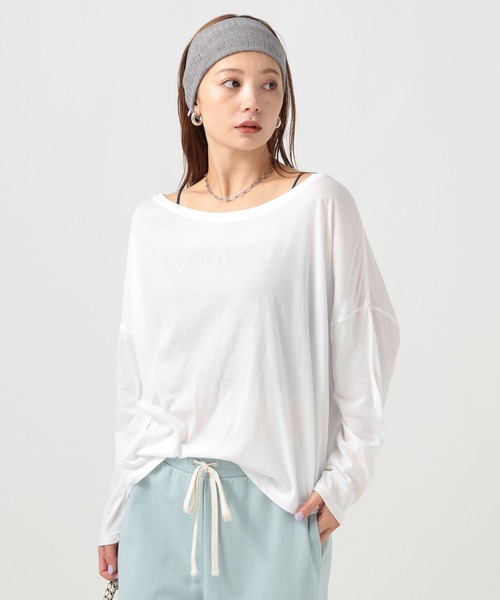 BAYFLOW（ベイフロー）の「[ワンショルダーでも着られる]オーバーサイズシアーロンT（Tシャツ/カットソー・レディース・チャコール/オフホワイト/ライトブルー・FREE）」の7枚目の写真