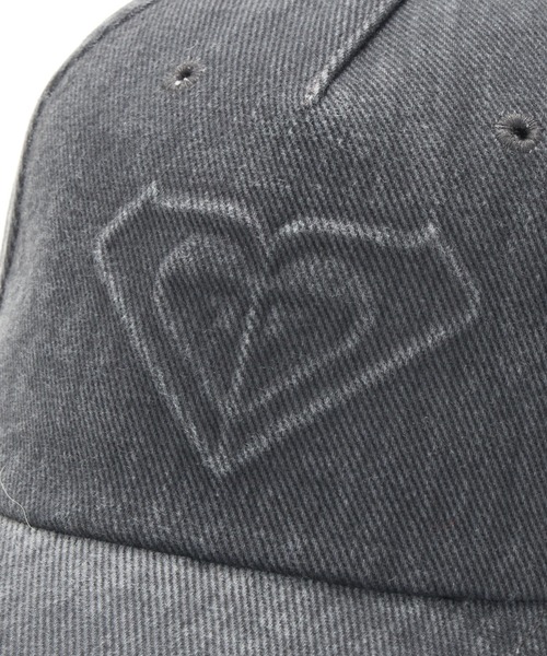 ROXY（ロキシー）の「HEART SHADOW CAP /ロキシーロゴデニムキャップ（帽子）（キャップ・レディース・ブラック/ネイビー/パープル・FREE）」の8枚目の写真