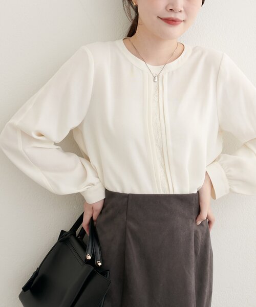 natural couture(ナチュラルクチュール)の「【WEB限定】レースフロントピンタックブラウス(シャツ/ブラウス・レディース・ネイビー/ミント/ベージュ/サックスブルー/オフホワイト・FREE)」の1枚目の写真