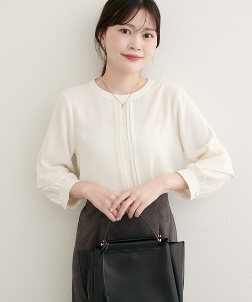 natural couture(ナチュラルクチュール)の「【WEB限定】レースフロントピンタックブラウス(シャツ/ブラウス・レディース・ネイビー/ミント/ベージュ/サックスブルー/オフホワイト・FREE)」の8枚目の写真