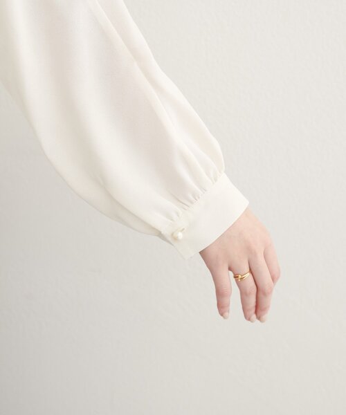 natural couture(ナチュラルクチュール)の「【WEB限定】レースフロントピンタックブラウス(シャツ/ブラウス・レディース・ネイビー/ミント/ベージュ/サックスブルー/オフホワイト・FREE)」の15枚目の写真