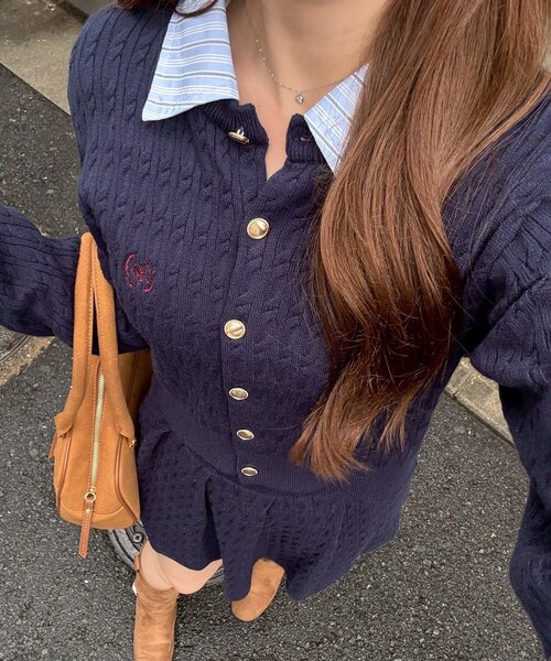 continuer de NICE CLAUP（コンティニューデナイスクラップ）の「【SETUP対応】ケーブルカーデ&ミニスカートSET（ワンピース・レディース・ボルドー/ネイビー/トップグレー/アイボリー/ブラウン・FREE）」の18枚目の写真