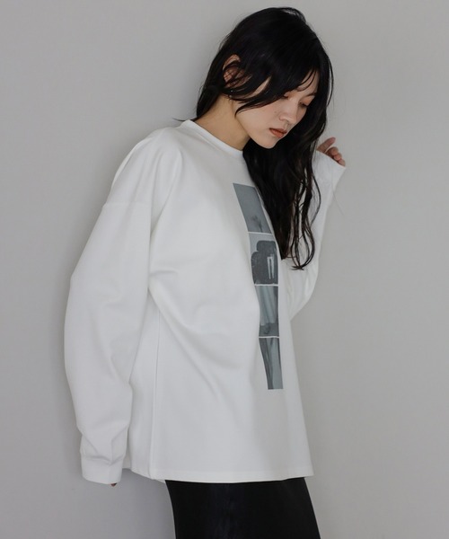 ENC（エンク）の「【動画あり】smooth touch photo print long sleeve T-shirt / スムースタッチフォトプリントロンT（Tシャツ/カットソー・レディース・ネイビー/オフホワイト/ブラック・FREE）」の9枚目の写真