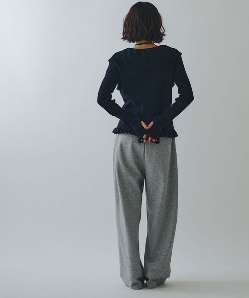 ELLEgirl（エルガール）の「ラッフルカラーリブニットカーディガン【ELLEgirl/エルガール】（カーディガン/ボレロ・レディース・ブラック・FREE）」の18枚目の写真