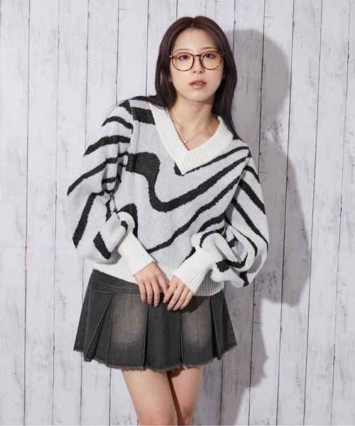 セール】《ゼブラ柄×Vネック》レディース ニットプルオーバー モード