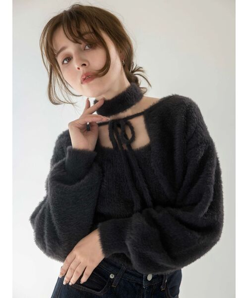 dazzlin（ダズリン）の「ミニシャギーニットボレロ（カーディガン/ボレロ・レディース・ピンク/オフホワイト/グレー/チャコールグレー・FREE）」の5枚目の写真