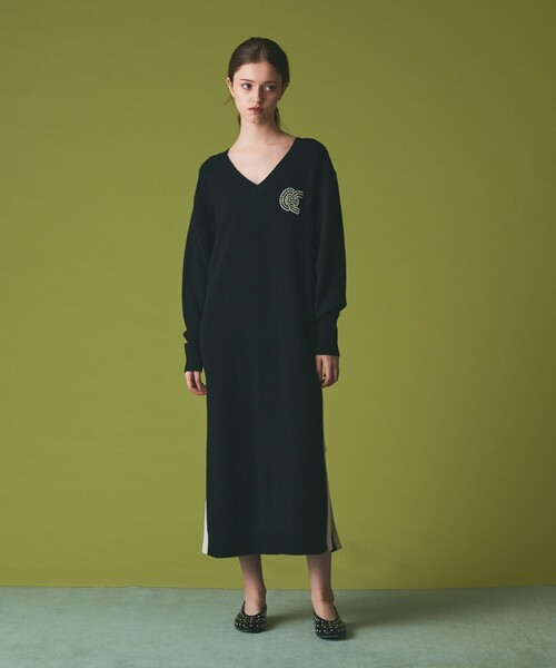 GRACE CLASS(グレースクラス)の「ライン配色ニットワンピース(ワンピース・レディース・グレー/ブラック・36)」の2枚目の写真