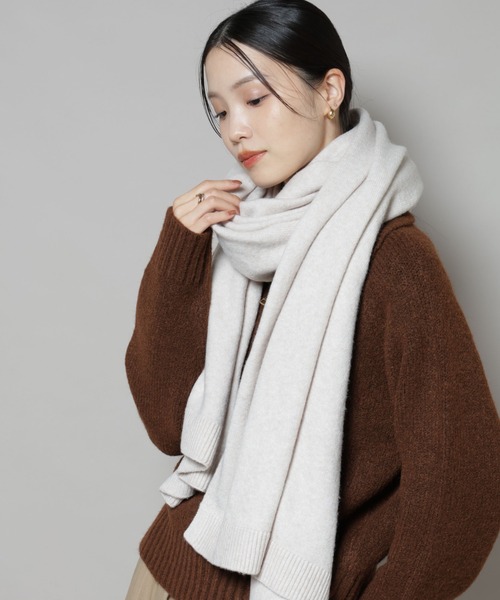 NANO universe（ナノユニバース）の「ボリュームニットストール（ストール/ショール・レディース・ライトベージュ/グレー/チャコール・FREE）」の3枚目の写真