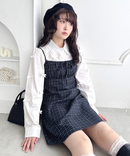 Loueme（ルエム）の「【チェック＆ドット】フロントリボンミニキャミワンピース（ワンピース・レディース・ブラウン/ブルー系その他/ブラック/グレー/ブラック系その他・FREE）」の2枚目の写真
