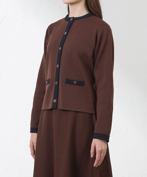 amaca(アマカ)の「【Anniversary Piece】光電子×ミラノリブニットジャケット(カーディガン/ボレロ・レディース・ダークネイビー/オフホワイト/ブラウン系その他5・40/38)」の10枚目の写真