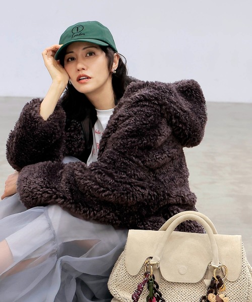 紗栄子ちゃん総レースタイトスカート 