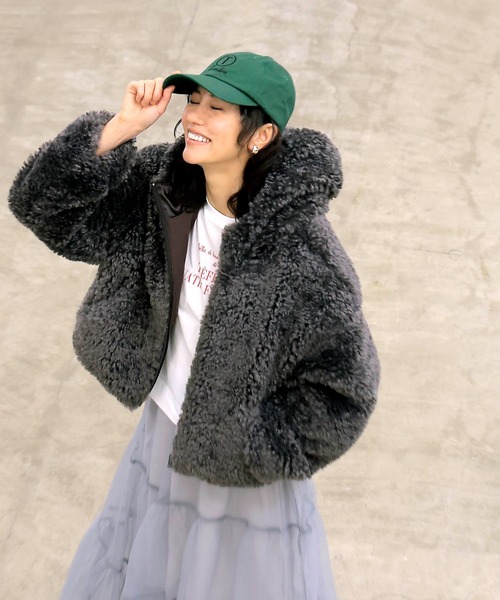 Jines（ジネス）の「ミミクリーシーファーフードブルゾン（ブルゾン・レディース・ダークブラウン/ベージュ・38）」の5枚目の写真