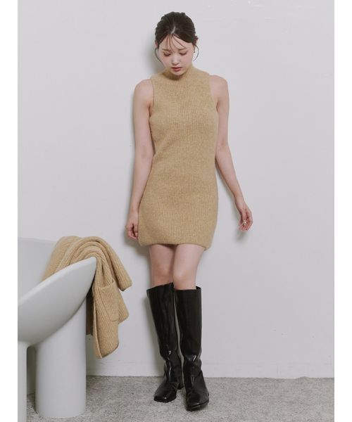 ＜Harukiさんコラボ＞バックオープン起毛ニットミニワンピース【セットアップ対応可能】