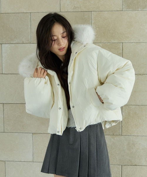 archives（アルシーヴ）の「２ｗａｙファーフードショート中綿ブルゾン（ブルゾン・レディース・アイボリー/ブラック・MEDIUM）」の4枚目の写真