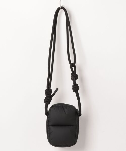 HUNTER(ハンター)の「イントレピッド エクストラ パフド フォンポーチ(ボディバッグ/ウエストポーチ・レディース・ブラック/ホワイト・ONE)」の14枚目の写真