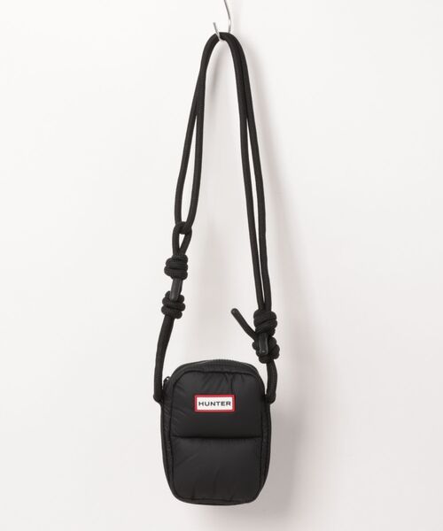 HUNTER(ハンター)の「イントレピッド エクストラ パフド フォンポーチ(ボディバッグ/ウエストポーチ・レディース・ブラック/ホワイト・ONE)」の13枚目の写真
