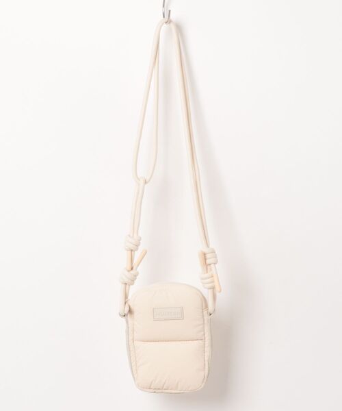 HUNTER(ハンター)の「イントレピッド エクストラ パフド フォンポーチ(ボディバッグ/ウエストポーチ・レディース・ブラック/ホワイト・ONE)」の15枚目の写真