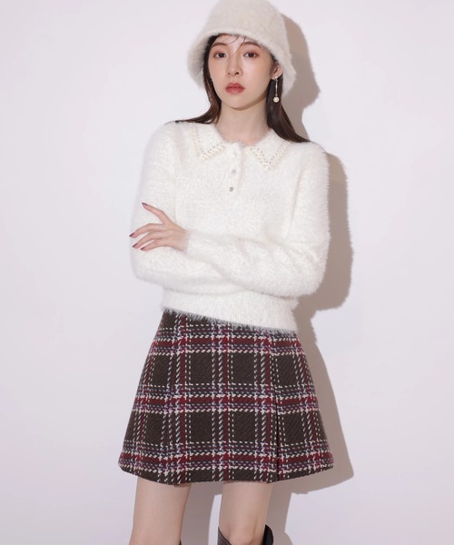 Rirandture（リランドチュール）の「パールビジュー衿フェザーニット