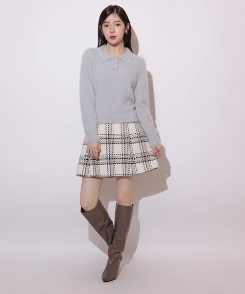 Rirandture(リランドチュール)の「パールビジュー衿フェザーニット(ニット/セーター・レディース・ホワイト/ピンク/ミント・2)」の9枚目の写真