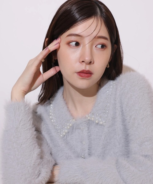 Rirandture(リランドチュール)の「パールビジュー衿フェザーニット(ニット/セーター・レディース・ホワイト/ピンク/ミント・2)」の10枚目の写真