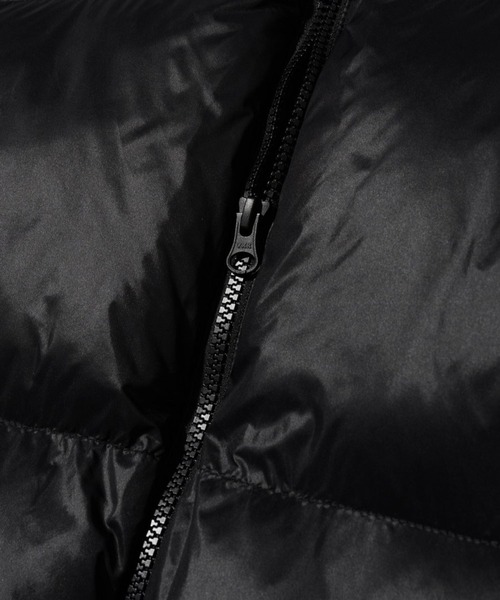 AMESWORLDWIDE(アメスワールドワイド)の「AMES WORLDWIDE/クロップドパファーブルゾン(ブルゾン・レディース・ホワイト/ブラック/ブルー・SMALL)」の7枚目の写真