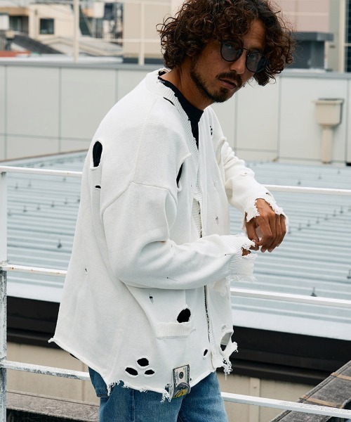 STUD MUFFIN（スタッドマフィン）の「mcg3742-ローゲージコットンヤーン ダメージカーディガン(614-04163)（カーディガン/ボレロ・メンズ・ベージュ/ブラック/オフホワイト・2/3/4）」の2枚目の写真