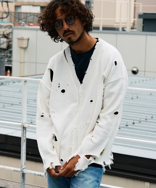 STUD MUFFIN（スタッドマフィン）の「mcg3742-ローゲージコットンヤーン ダメージカーディガン(614-04163)（カーディガン/ボレロ・メンズ・ベージュ/ブラック/オフホワイト・2/3/4）」の4枚目の写真