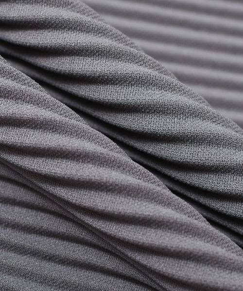 Bling Leads（ブリングリーズ）の「【RES】【Bling leads】オーバーサイズ プリーツカットソー（Tシャツ/カットソー・メンズ・グレイッシュベージュ・LARGE/MEDIUM）」の10枚目の写真