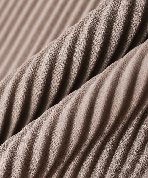 Bling Leads（ブリングリーズ）の「【RES】【Bling leads】オーバーサイズ プリーツカットソー（Tシャツ/カットソー・メンズ・グレイッシュベージュ・LARGE/MEDIUM）」の12枚目の写真