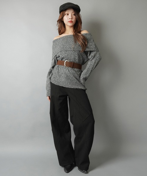 SPINNS(スピンズ)の「ベルト付きオフショルニット(ニット/セーター・レディース・ブラック/ベージュ/ブラウン・ONESIZE)」の8枚目の写真