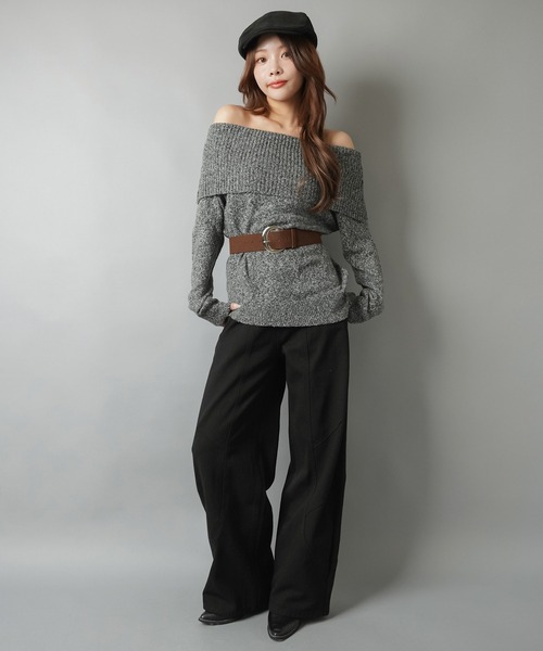 SPINNS(スピンズ)の「ベルト付きオフショルニット(ニット/セーター・レディース・ブラック/ベージュ/ブラウン・ONESIZE)」の6枚目の写真