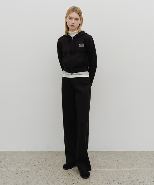 MARITHE + FRANCOIS GIRBAUD(マリテフランソワジルボー)の「W CLASSIC LOGO CROP KNIT HOODIE ZIPUP(パーカー・レディース・Black/Navy/ブラウン/アイボリー・SMALL/MEDIUM)」の8枚目の写真