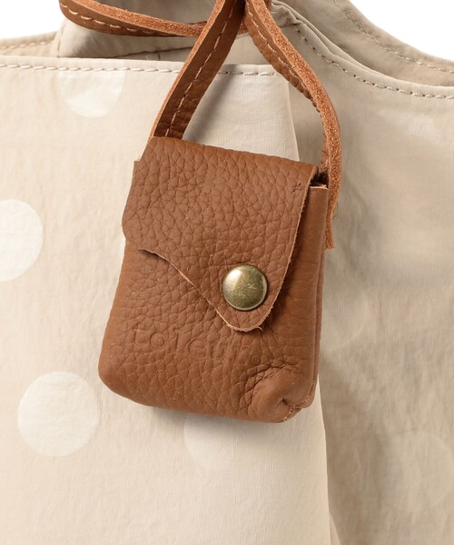 Ray BEAMS(レイビームス)の「toleur / ナイロン Dot トートバッグ(トートバッグ・レディース・ナチュラル/ブラック・ONE SIZE)」の8枚目の写真