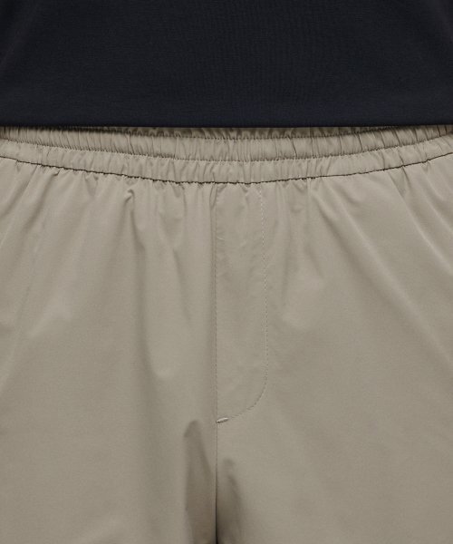 MUSINSA STANDARD（ムシンサスタンダード）の「オールマイティショーツ [ダスティベージュ]（その他パンツ・メンズ・その他・30/26/27/28/29）」の4枚目の写真