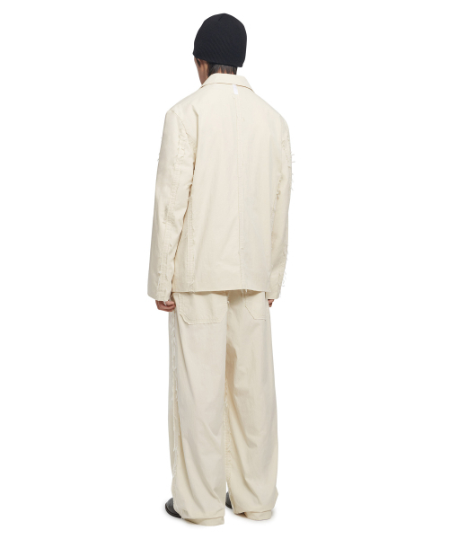 NOMANUAL(NOMANUAL)の「ROUGH CUT OVERSIZED JACKET - BEIGE(テーラードジャケット・レディース・その他・SMALL/MEDIUM/LARGE)」の4枚目の写真