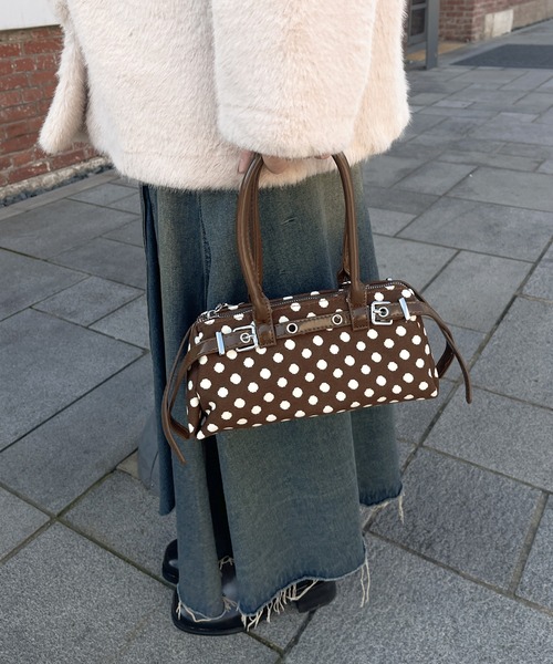 UNE MANSION(ユヌマンション)の「【カバンのサイズが選べる】トレンドドットパターンミニバッグ(ショルダーバッグ・レディース・ホワイト系その他/ホワイト系その他2/ブラック系その他/ブラック系その他2/ブラウン系その他/ブラウン系その他2・ONESIZE)」の16枚目の写真
