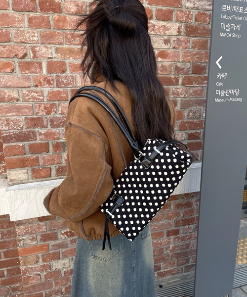 UNE MANSION(ユヌマンション)の「【カバンのサイズが選べる】トレンドドットパターンミニバッグ(ショルダーバッグ・レディース・ホワイト系その他/ホワイト系その他2/ブラック系その他/ブラック系その他2/ブラウン系その他/ブラウン系その他2・ONESIZE)」の7枚目の写真