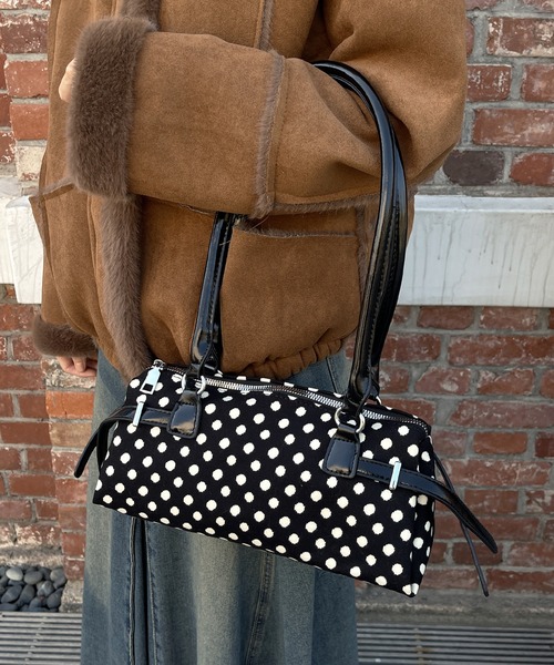 UNE MANSION(ユヌマンション)の「【カバンのサイズが選べる】トレンドドットパターンミニバッグ(ショルダーバッグ・レディース・ホワイト系その他/ホワイト系その他2/ブラック系その他/ブラック系その他2/ブラウン系その他/ブラウン系その他2・ONESIZE)」の9枚目の写真