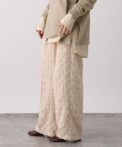 studio CLIP（スタディオクリップ）の「《ウタオ》カットジャカードパンツ（その他パンツ・レディース・ブラック/サンドグレー・FREE）」の6枚目の写真