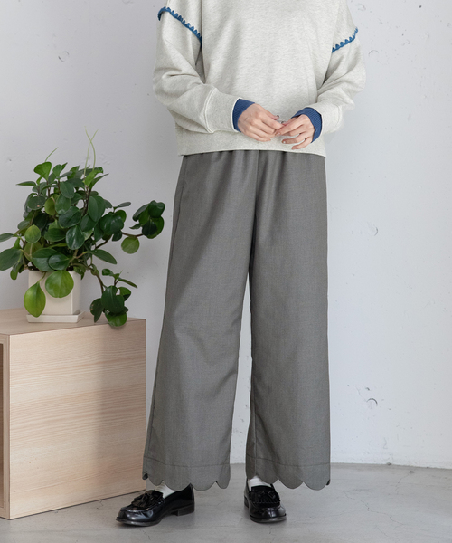 POU DOU DOU（プードゥドゥ）の「裾スカラップパンツ（その他パンツ・レディース・ブラック/グレー/ネイビー・M）」の2枚目の写真