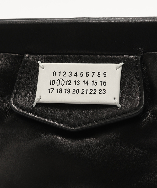 Maison Margiela（メゾンマルジェラ）の「MAISON MARGIELA GLAM SLAM FLAT POCKET（クラッチバッグ・メンズ・ブラック・FREE）」の8枚目の写真
