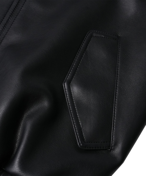 DOFFSEPT(ドフセプト)の「FAUX Leather Crop Bomber in Black(ライダースジャケット・レディース・その他・FREE)」の6枚目の写真
