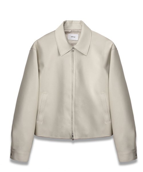 DOFFSEPT(ドフセプト)の「Vegan Leather Crop Single in Ivory(ライダースジャケット・レディース・その他・FREE)」の2枚目の写真