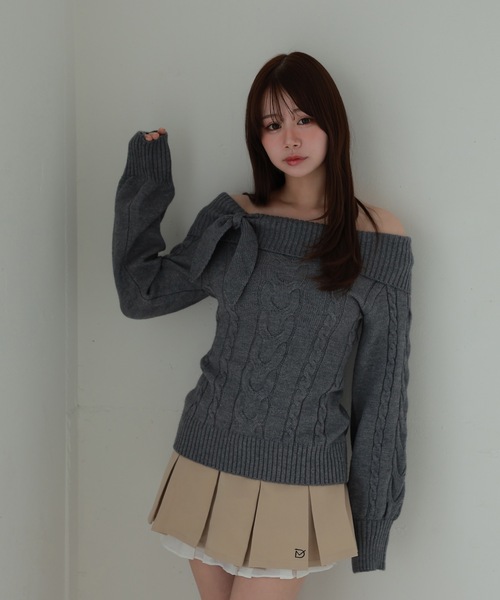M DOLLY(エムドリー)の「ribbon cable fiora knit tops/リボンケーブルフィオラニットトップス(ニット/セーター・レディース・ベージュ/ピンク/ブラック/アイボリー/グレー・FREE)」の4枚目の写真