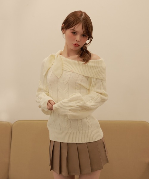 M DOLLY(エムドリー)の「ribbon cable fiora knit tops/リボンケーブルフィオラニットトップス(ニット/セーター・レディース・ベージュ/ピンク/ブラック/アイボリー/グレー・FREE)」の6枚目の写真