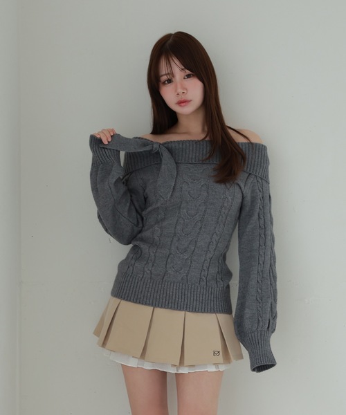 M DOLLY(エムドリー)の「ribbon cable fiora knit tops/リボンケーブルフィオラニットトップス(ニット/セーター・レディース・ベージュ/ピンク/ブラック/アイボリー/グレー・FREE)」の19枚目の写真