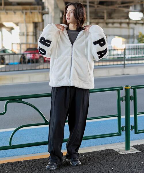 WEGO(ウィゴー)の「WEGO/エコファーグラフィックブルゾン(ブルゾン・メンズ・ブラック/ホワイト・MEDIUM/LARGE)」の20枚目の写真
