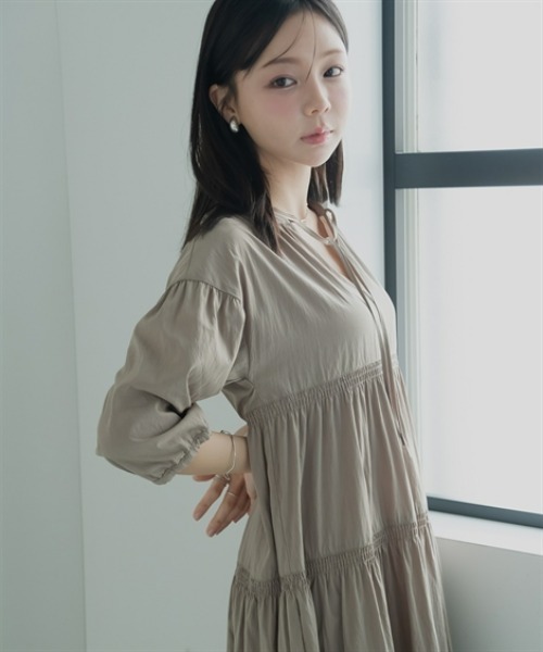 Petitjo(プッチージョ)の「小さいサイズ ティアードワンピース 低身長さん・小柄女性(ワンピース・レディース・ブラック/モカ・PL/PM/PS/PSS)」の2枚目の写真